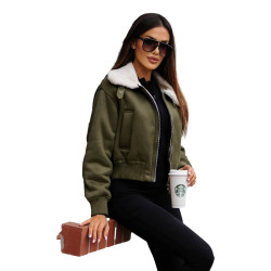 Haki žakete ar baltu kažokādu Edit Haki žakete ar baltu kažokādu Edit