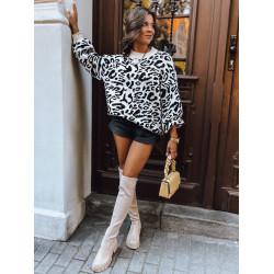 Sieviešu balts džemperis ar melnām detaļām Roal Sieviešu balts džemperis ar melnām detaļām Roal