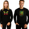 Czarny sweter z wilkiem w geometryczne motyle