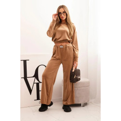 Sieviešu brūns samta komplekts Rizo Sieviešu brūns samta komplekts Rizo