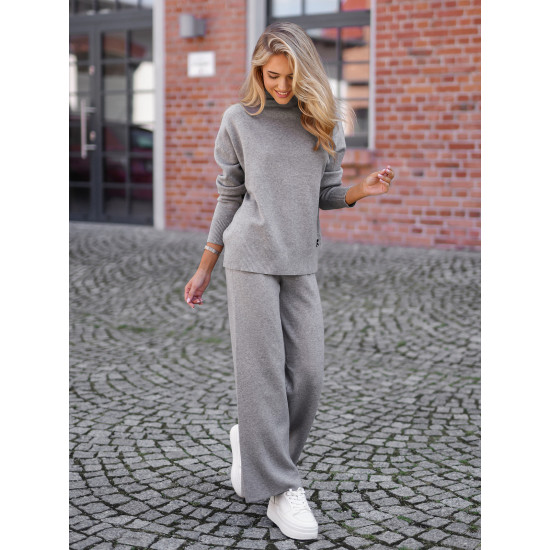 Sieviešu tumši pelēks brīvā laika kostīms Maribel Sieviešu uzvalki