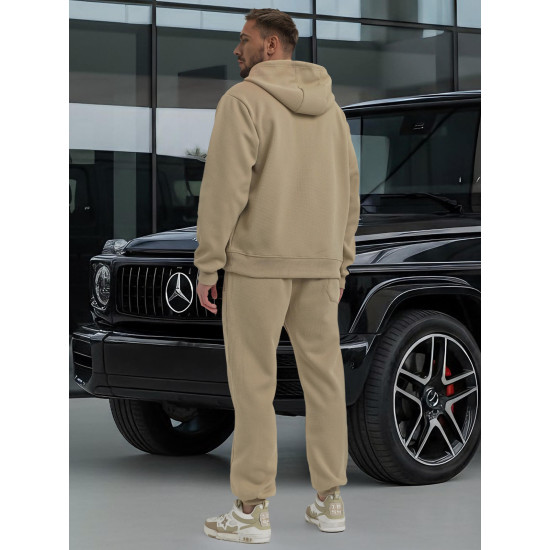 Vīriešu brūns uzvalks Ulanā Vīriešu uzvalki