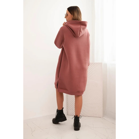 Silti rozā kleita ar gobeku, piemēram, dabūta. Garas kleitas