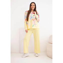 Sieviešu dzeltens komplekts ar platām biksēm Ziedi