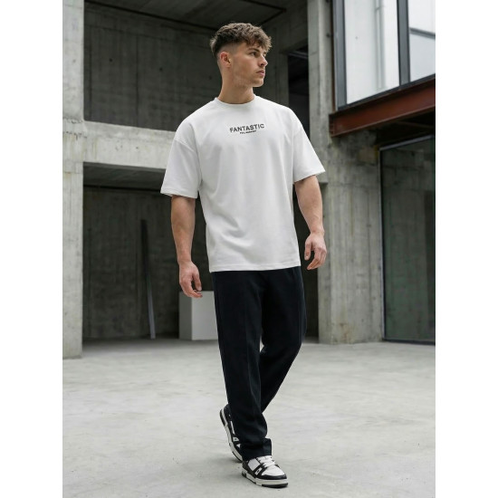 Vīriešu balts oversize t-krekls Fantastic T-krekls ar saukļiem