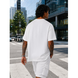 Vīriešu balti oversize T-krekli „Stay hidden“