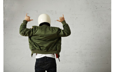 KĀ IZVĒLĒTIES PAVASARA JAKU?