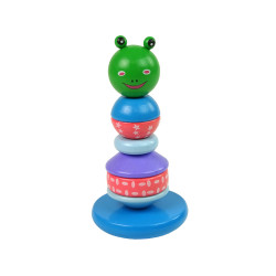 Koka mācību piramīdas varde zaļš balansēšanas tornis