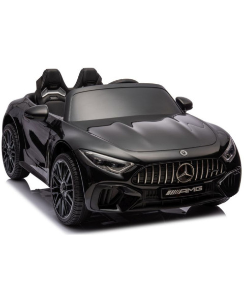 Melns elektromobilis Mercedes AMG SL63