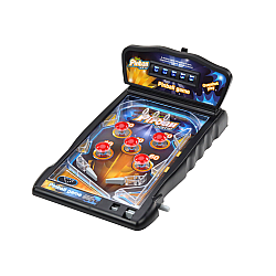 Pinballa arkādes spēle ar rezultātu tabulu