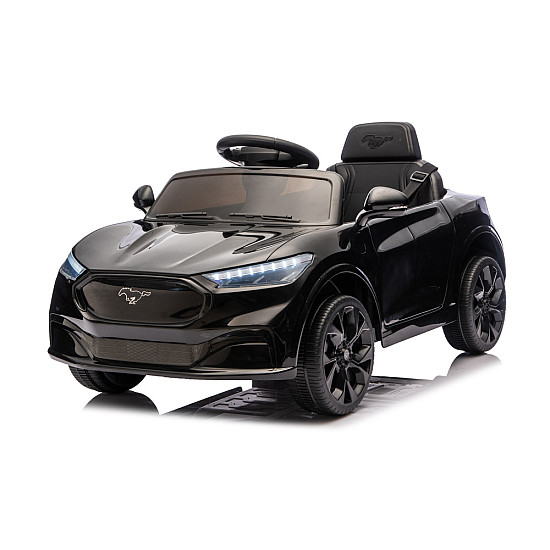 Melna krāsas automašīna „Ford Mustang Mach-E“ Automašīnas