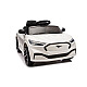 Balts „Ford Mustang Mach-E“ automobilis Automašīnas