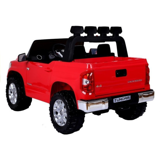 Sarkans Toyota Tundra elektromobilis