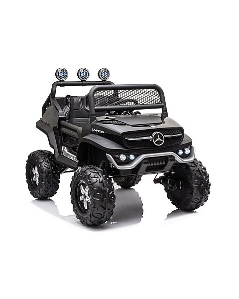 Melns akumulatora darbināms automobilis „Mercedes Unimog S“