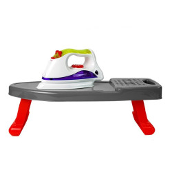 Dzelzs ar statīvu un pakaramajiem