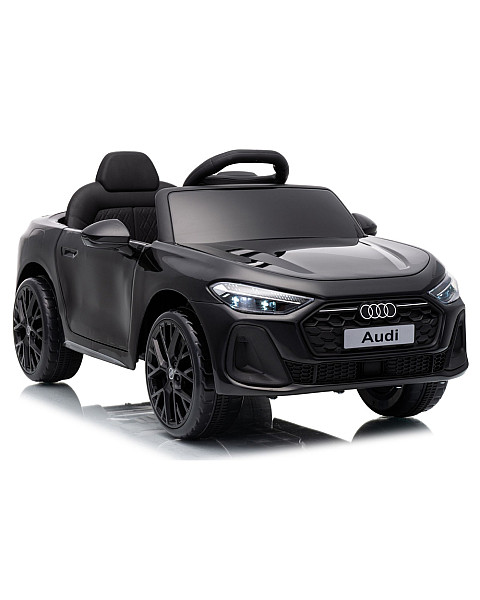 Audi A5L HL788 melnā krāsā akumulatora auto