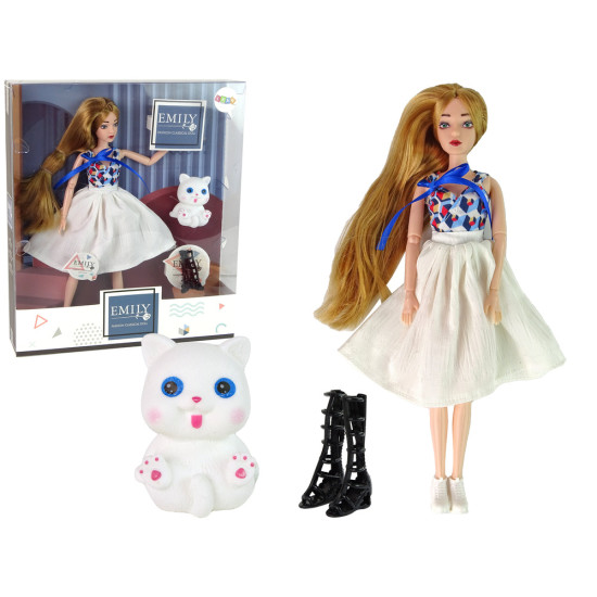 Leļļu ar gariem brūniem matiem un kaķi Leļļu un spēļu komplekti