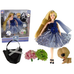 Lelle Emīlija ar sunīti un somiņu