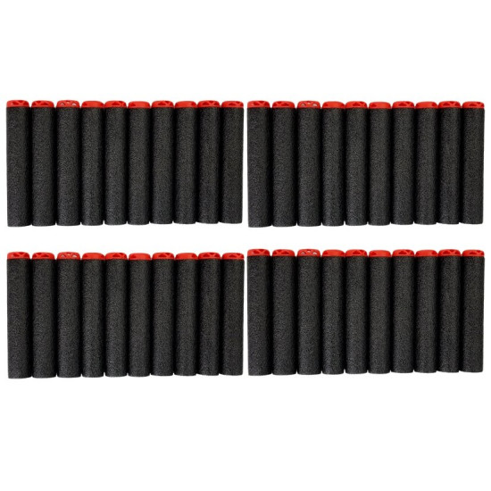 Liels sarkans/melns šautene ar patronām un tēmēklīti. Šautenes