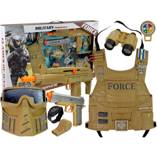 Karinis komplekts ar ieročiem un vestēm Šautenes