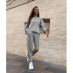 Pelēks sieviešu komplekts Sumela Pelēks sieviešu komplekts Sumela