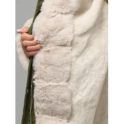 Zaļa ziemas jaka ar kažokādu Sater Zaļa ziemas jaka ar kažokādu Sater