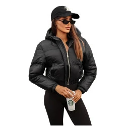 Melna ziemas jaka Jenner