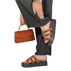 Sieviešu brūnas čības Platofi