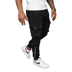 Vīriešu melnas treniņbikses Bost