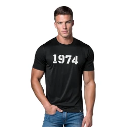 Vīriešu melns T-krekls numurs