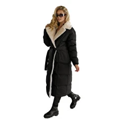 Sieviešu stepēta jaka melnā krāsā Charlot