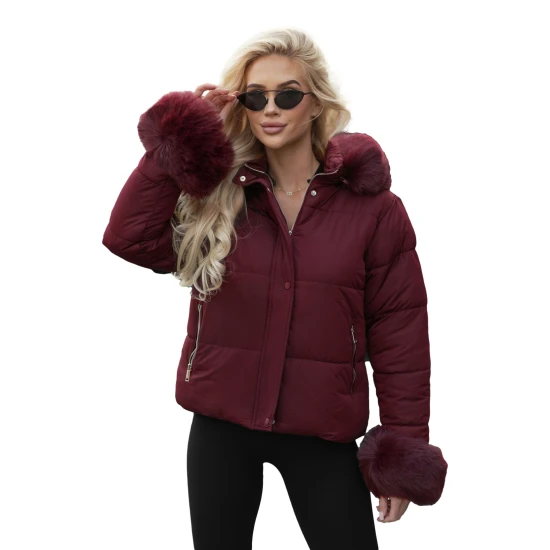 Sieviešu ziemas jaka bordo krāsā ar kažokādu Evin Jakas