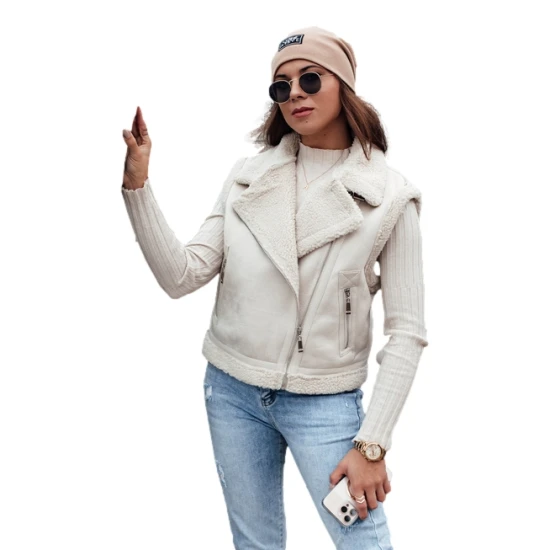 Sieviešu balta veste ar vilnas kažokādu Sieviešu vestes