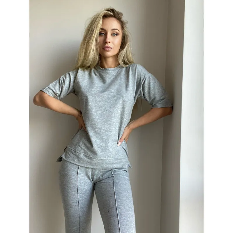 Pelēks sieviešu sporta komplekts Clara PK2113 Premium