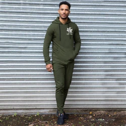 Vīriešu zaļš komplekts ar kapuci Lietuva