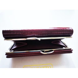 Sieviešu somiņa sarkanā krāsā Gilin