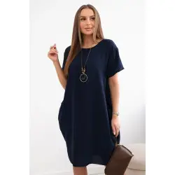 Tumši zila kleita ar kabatām un kulonu Deli