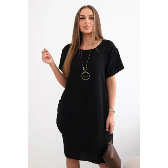 Melna kleita ar kabatām un kulonu Deli 28770