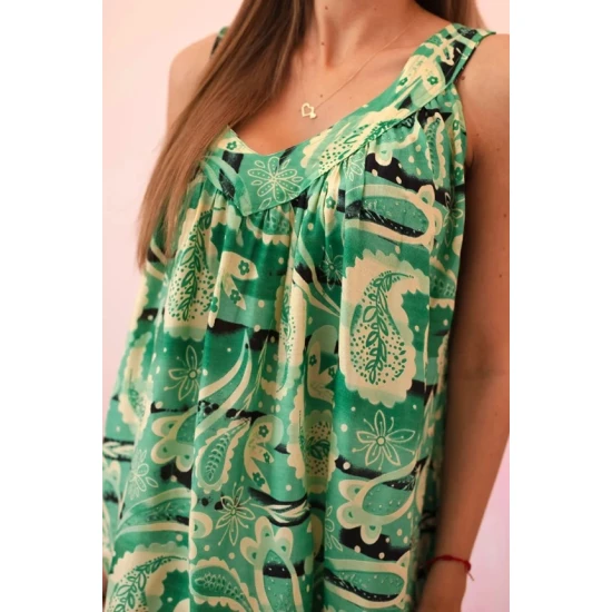 Sieviešu zaļa kleita ar plecu siksniņām Colby 32667