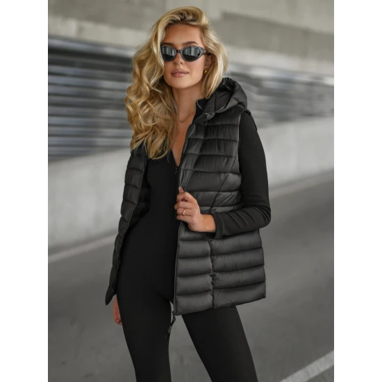 Sieviešu melna jaka ar kapuci Senti Sieviešu vestes