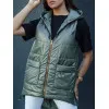 Sieviešu tumši zaļa spīdīga veste Jess Sieviešu vestes