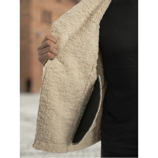 Vīriška melna ādas jaka ar kažokādu Ādas jakas