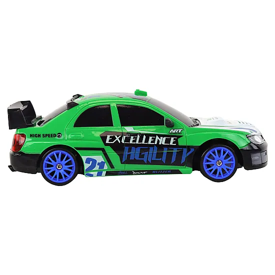 Tālvadības pults vadāma sporta automašīna R/C 1:24 Zaļā krāsā ar maināmiem riteņiem Radio vadāmās rotaļlietas