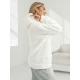 Sieviešu balts džemperis ar kapuci Nara Džemperi ar kapuci
