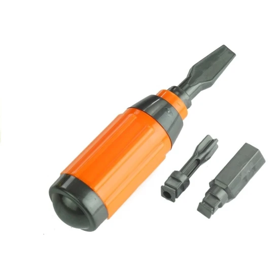 Divi dzelteni celtniecības transportlīdzekļi ar demontāžas instrumentiem Būvniecība un lauksaimniecība