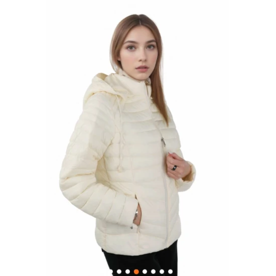 Sieviešu balta jaka Kaja Sieviešu jakas