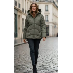 Camil haki krāsas sieviešu jaka