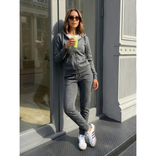 Tumši pelēks sieviešu komplekts ar kapuci Kornel Sieviešu uzvalki