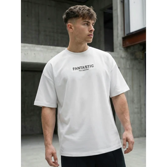 Vīriešu balts oversize t-krekls Fantastic T-krekls ar saukļiem