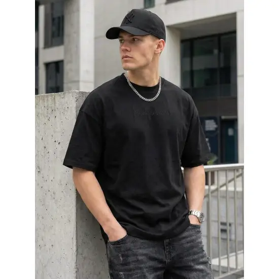 Vīriešu melns oversize krekls Perfect T-krekls ar saukļiem
